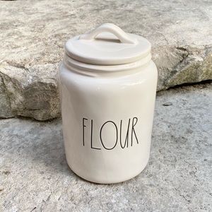 Rae Dunn FLOUR Large Letter 2018 Canister